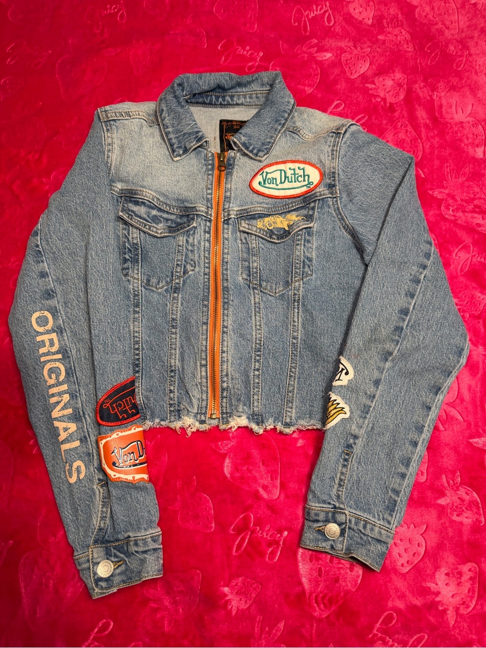 Von Dutch Women's Light Blue Cropped Denim Jacket with Patch Details XS. Deffect